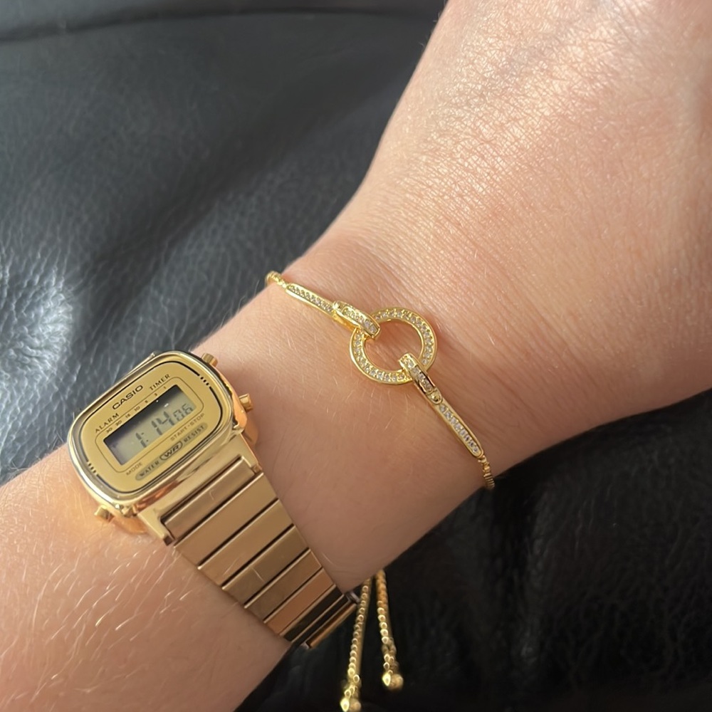 Dainty Gold Chain Bracelet with Pave Circle Detail - Elegant and Timeless